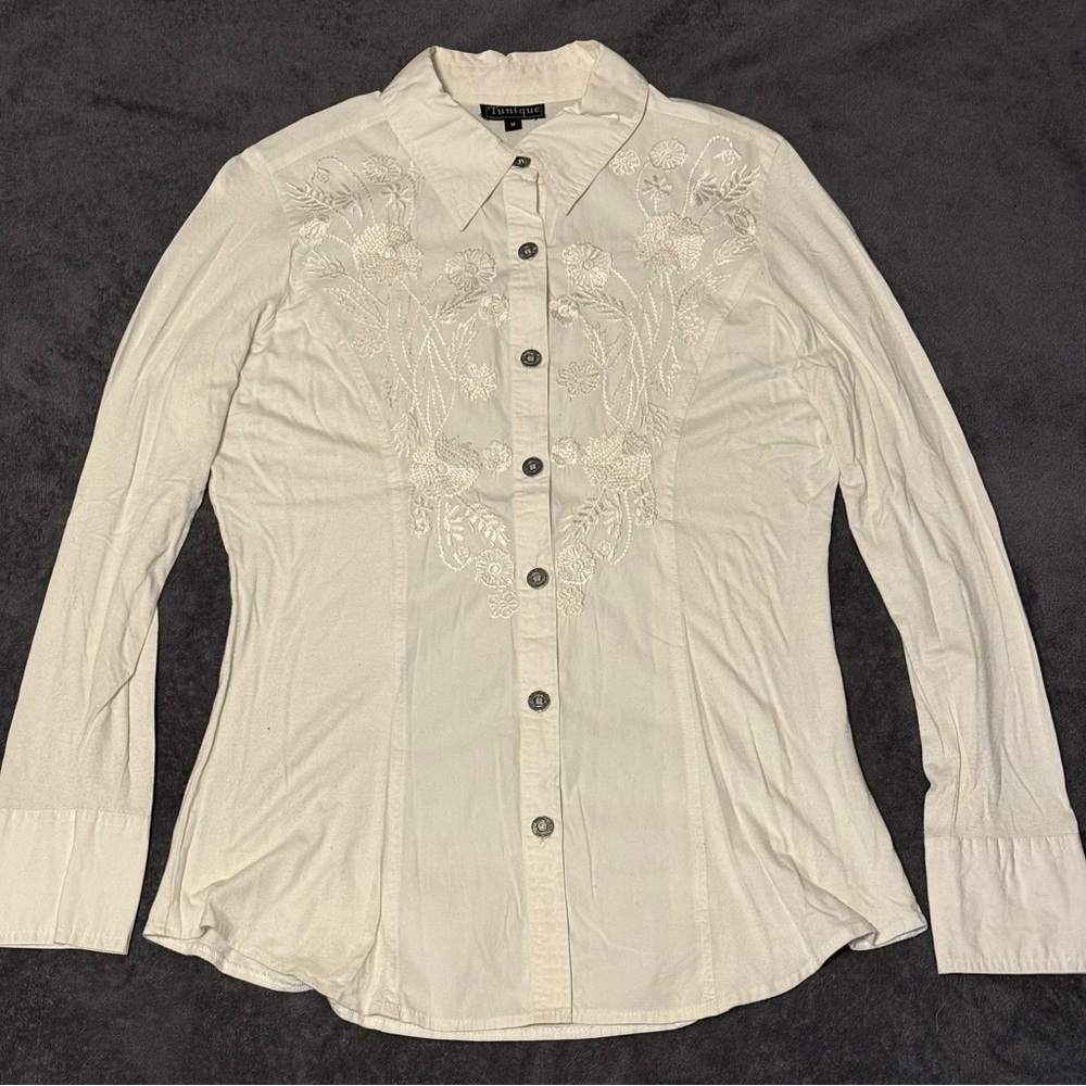 Women’s Tunique White Stretchy Floral Embroidered Shirt Size Medium